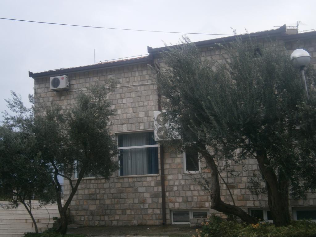 Guest House & Restaurant Adriatic Klek Exterior foto